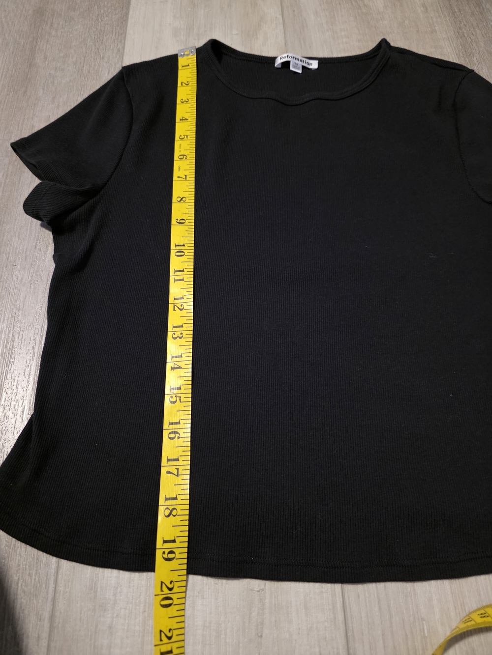 Reformation Black Ribbed Crop Tee Size 1X Sustainable Basics - Picture 5 of 7